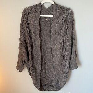 Grey Cocoon Cable Knit Sweater Cardigan / Size M/L